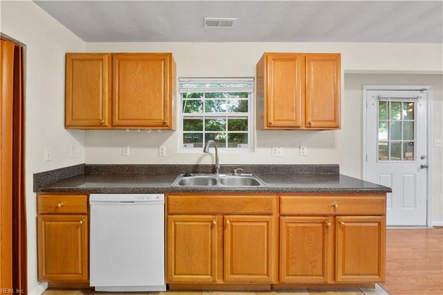 2507 Walnut ST, Portsmouth, VA 23704