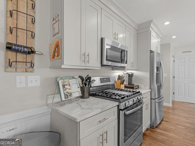 142 River Park Circle, Mcdonough, GA 30252