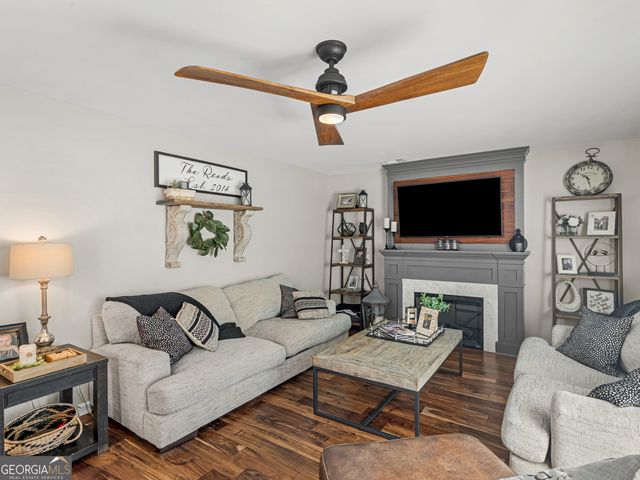 142 River Park Circle, Mcdonough, GA 30252