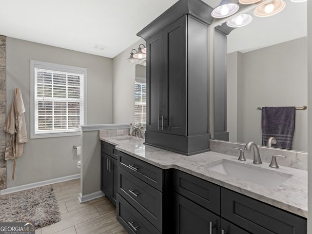 142 River Park Circle, Mcdonough, GA 30252