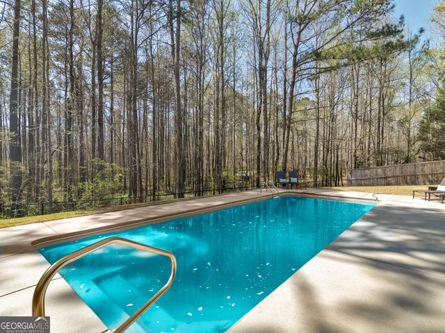 142 River Park Circle, Mcdonough, GA 30252