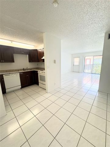 11352 Royal Palm Blvd 11352, Coral Springs, FL 33065