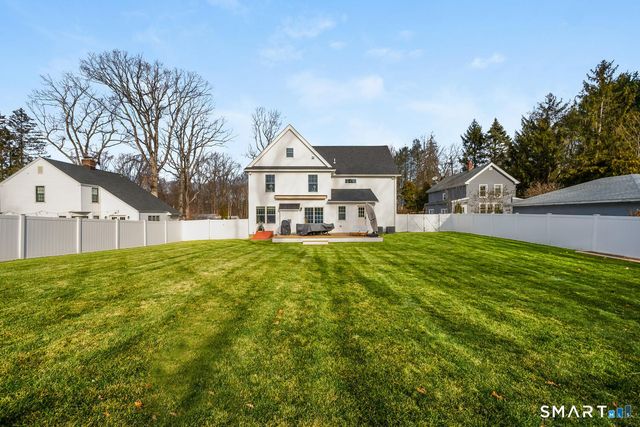 38 Macdonald Road, Trumbull, CT 06611