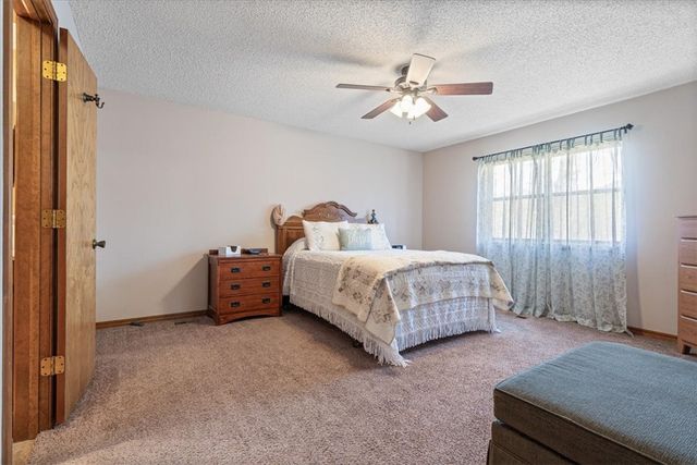 31 N Cerney Lane, Bella Vista, AR 72714