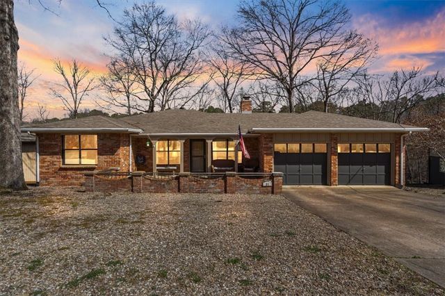 31 N Cerney Lane, Bella Vista, AR 72714