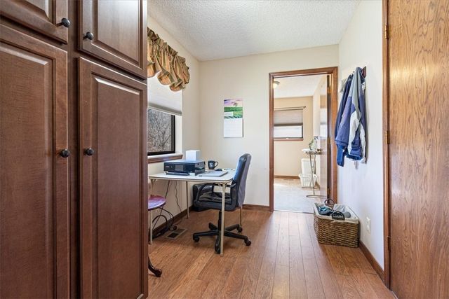 31 N Cerney Lane, Bella Vista, AR 72714