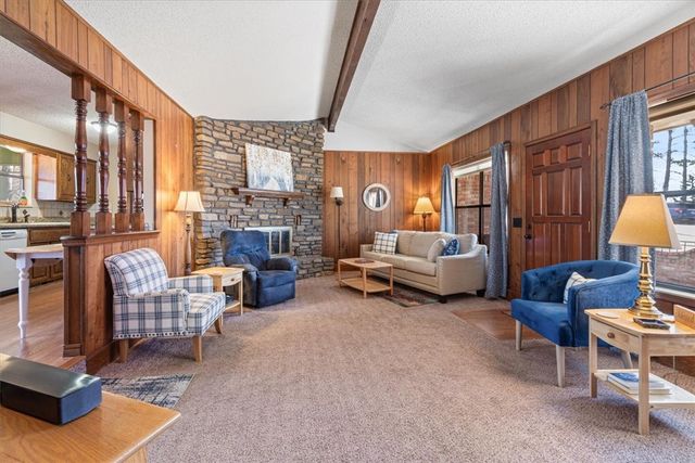 31 N Cerney Lane, Bella Vista, AR 72714