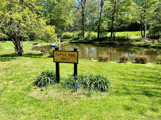 145 Drake Road, Pleasant Valley, NY 12569