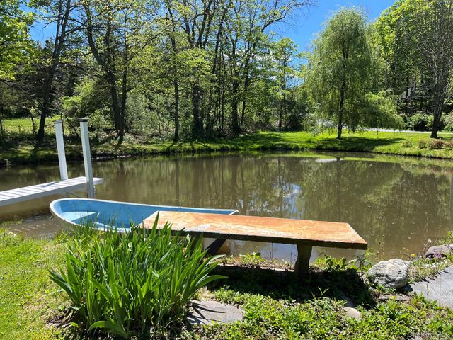 145 Drake Road, Pleasant Valley, NY 12569