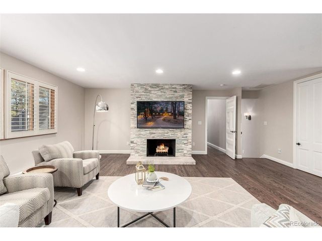 5441 S Clinton Ct, Greenwood Village, CO 80111