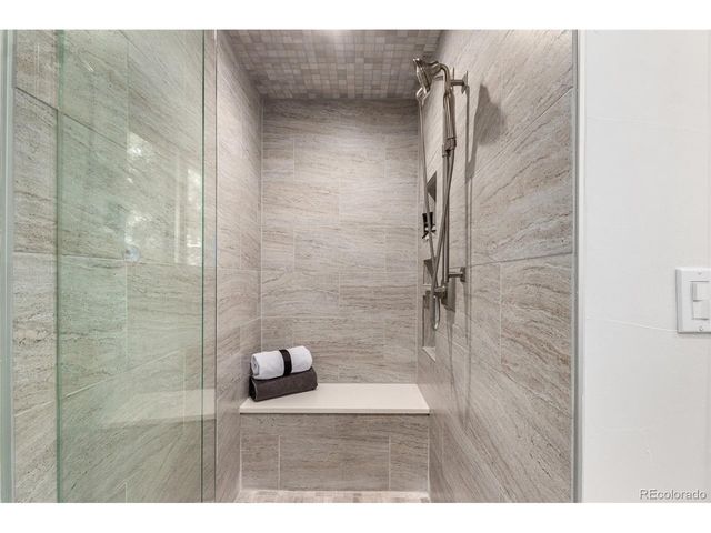 5441 S Clinton Ct, Greenwood Village, CO 80111