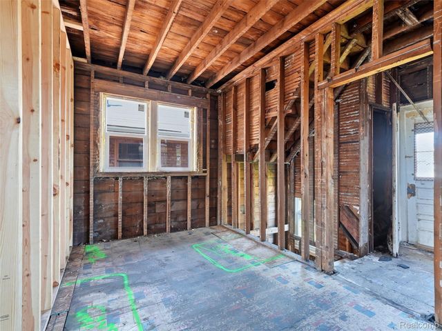 5030 S Martindale Street, Detroit, MI 48204