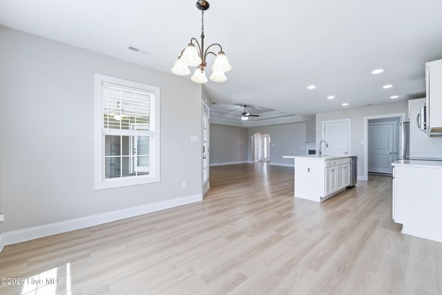 289 Crossroads Store Drive, Jacksonville, NC 28546