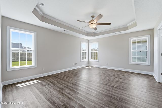 289 Crossroads Store Drive, Jacksonville, NC 28546