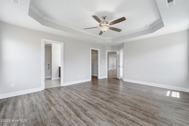 289 Crossroads Store Drive, Jacksonville, NC 28546