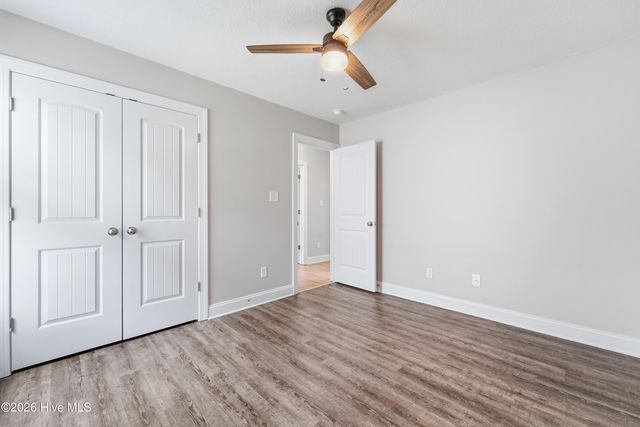 289 Crossroads Store Drive, Jacksonville, NC 28546