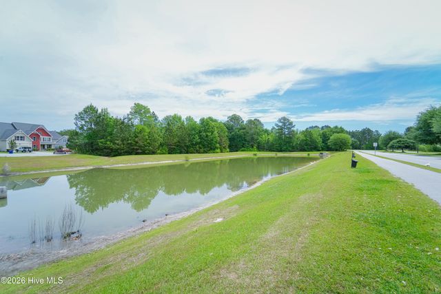 289 Crossroads Store Drive, Jacksonville, NC 28546