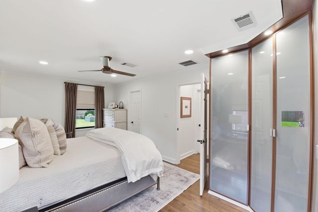 5325 Nina Lee Lane, Houston, TX 77092