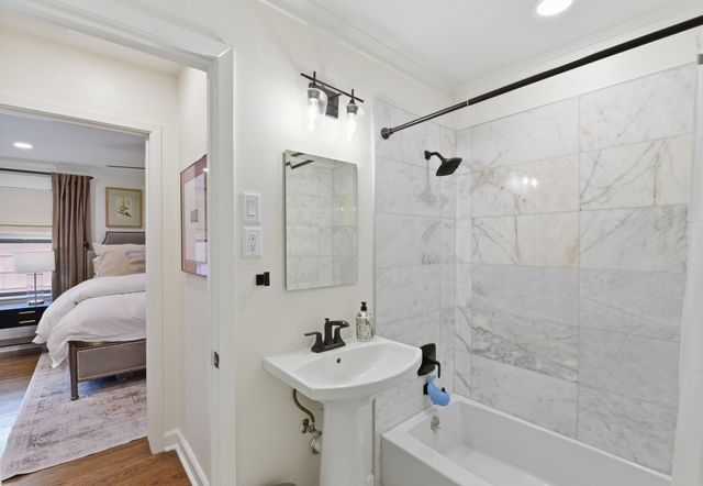 5325 Nina Lee Lane, Houston, TX 77092