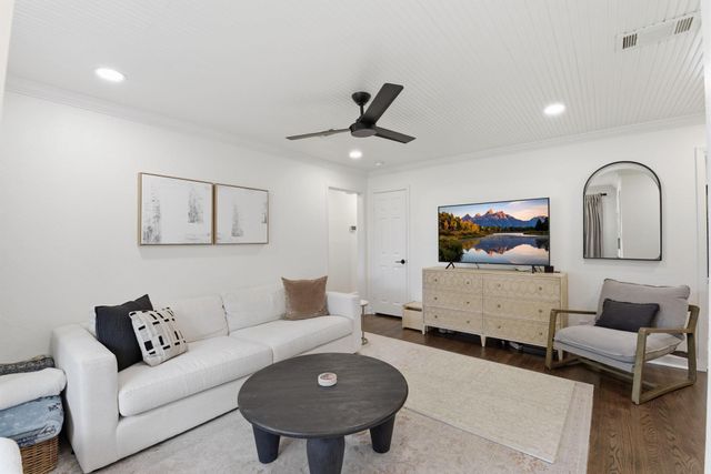 5325 Nina Lee Lane, Houston, TX 77092