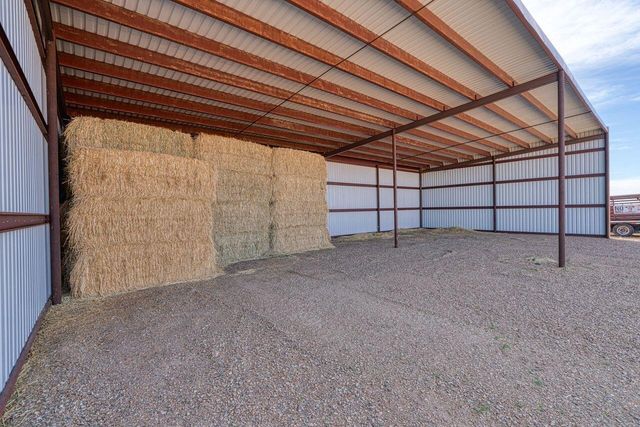 99 Pauline Road, Mcintosh, NM 87032