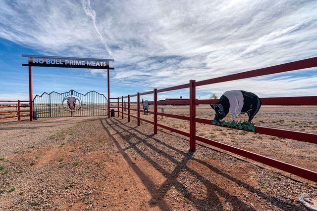 99 Pauline Road, Mcintosh, NM 87032