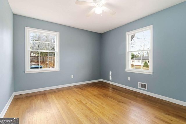 5524 Laurel Lane NW, Lilburn, GA 30047