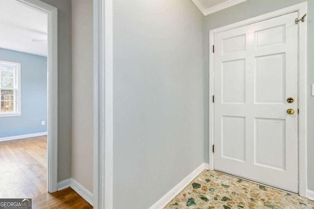 5524 Laurel Lane NW, Lilburn, GA 30047