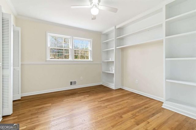 5524 Laurel Lane NW, Lilburn, GA 30047