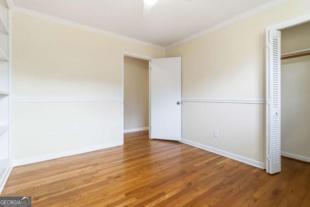 5524 Laurel Lane NW, Lilburn, GA 30047