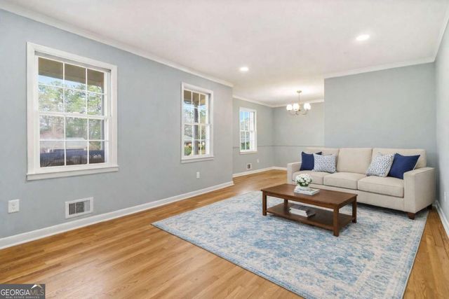 5524 Laurel Lane NW, Lilburn, GA 30047