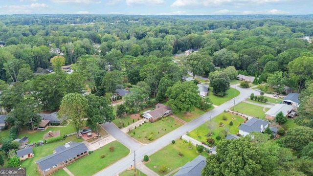 5524 Laurel Lane NW, Lilburn, GA 30047