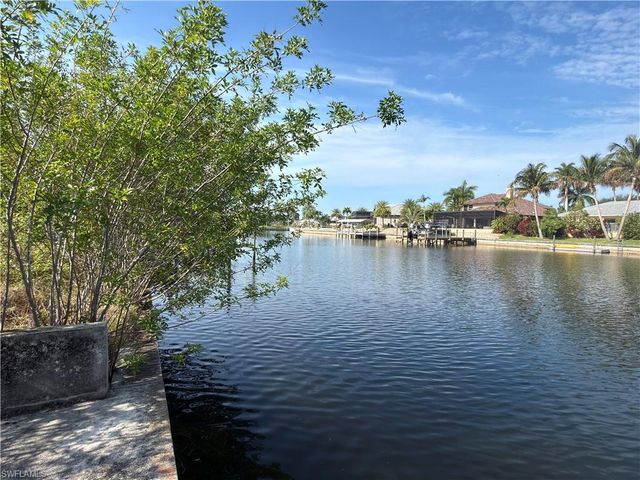 4000 SW 26th AVE, Cape Coral, FL 33914