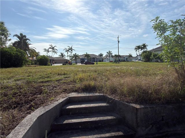 4000 SW 26th AVE, Cape Coral, FL 33914