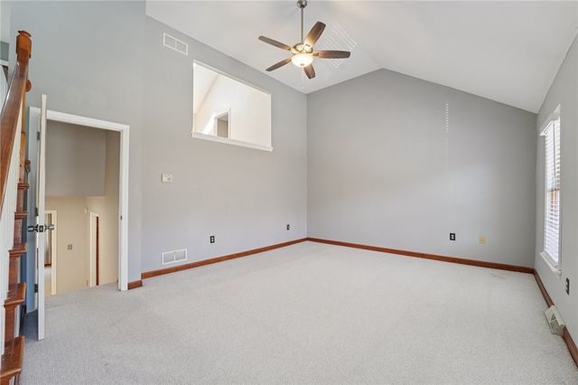 2119 Huntington Ct S, Franklin Park, PA 15090