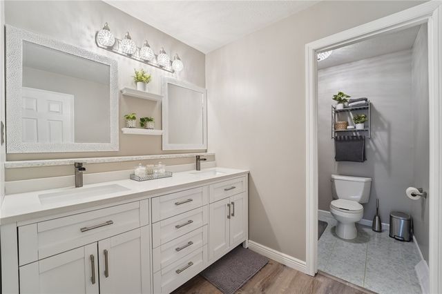 2119 Huntington Ct S, Franklin Park, PA 15090