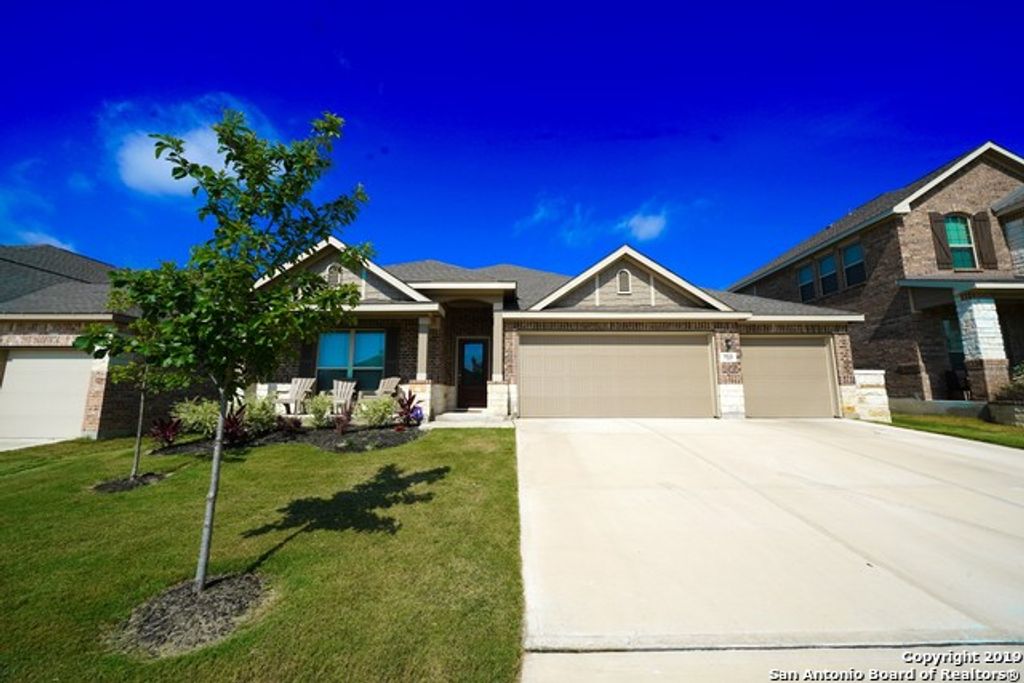 723 GALLORETTE BLF, San Antonio, TX 78245