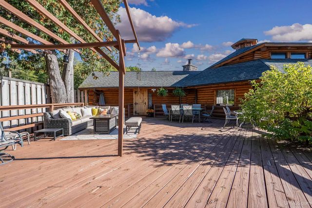 5964 E Us 2 Highway, Bessemer, MI 49938