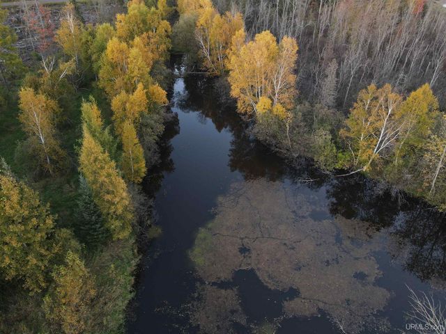 5964 E Us 2 Highway, Bessemer, MI 49938