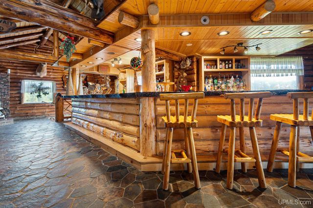 5964 E Us 2 Highway, Bessemer, MI 49938