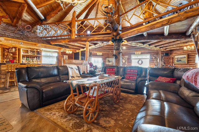 5964 E Us 2 Highway, Bessemer, MI 49938