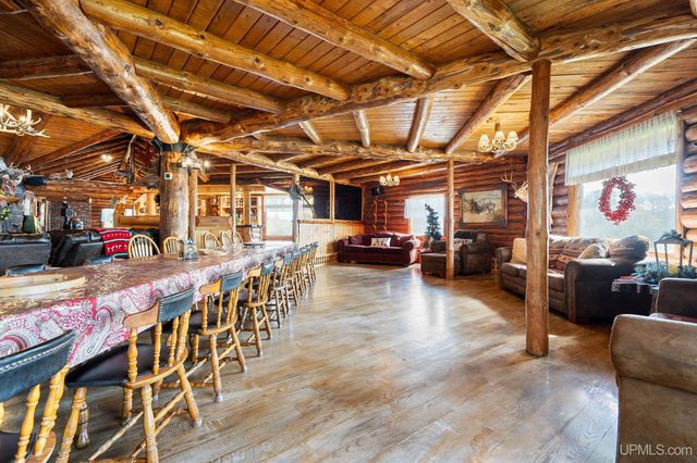 5964 E Us 2 Highway, Bessemer, MI 49938