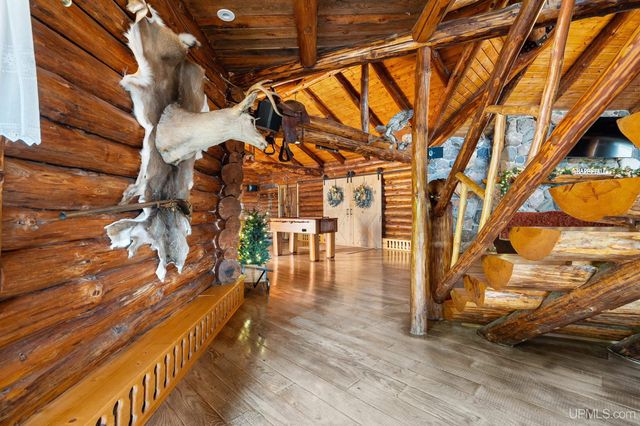 5964 E Us 2 Highway, Bessemer, MI 49938