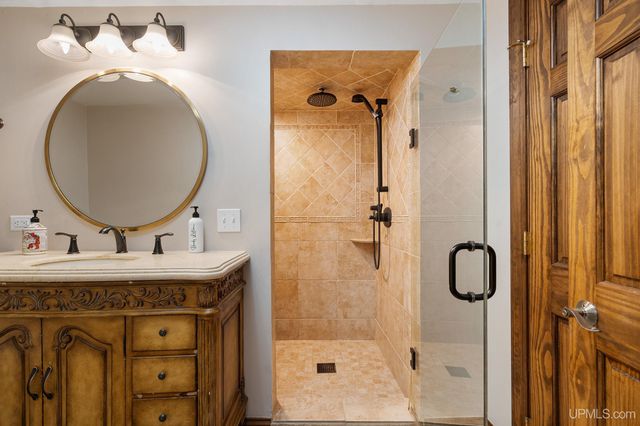 5964 E Us 2 Highway, Bessemer, MI 49938