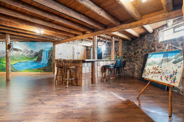 5964 E Us 2 Highway, Bessemer, MI 49938