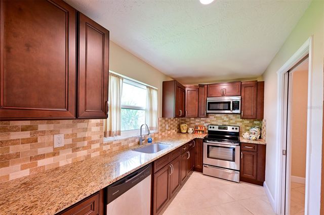 1614 STAFFORD LANE 1206, Sarasota, FL 34232