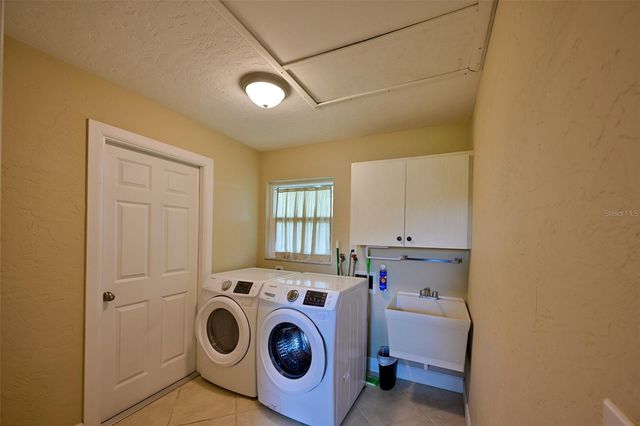 1614 STAFFORD LANE 1206, Sarasota, FL 34232