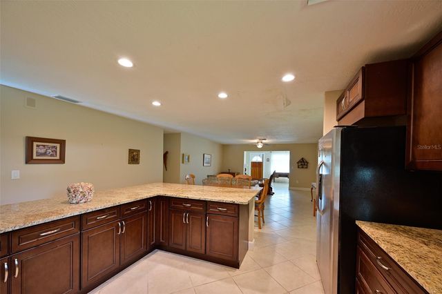 1614 STAFFORD LANE 1206, Sarasota, FL 34232