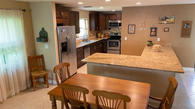 1614 STAFFORD LANE 1206, Sarasota, FL 34232