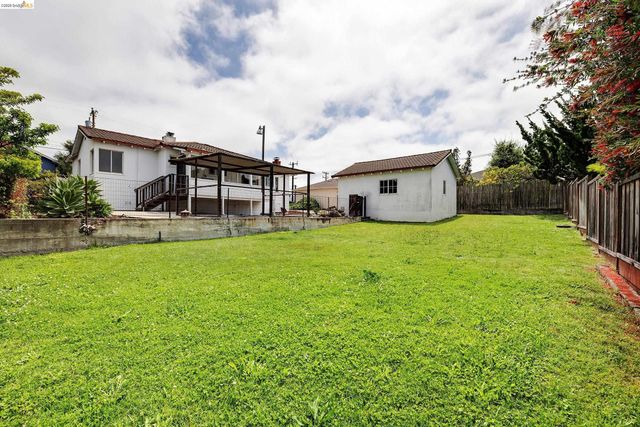 1673 Butte St, Richmond, CA 94804